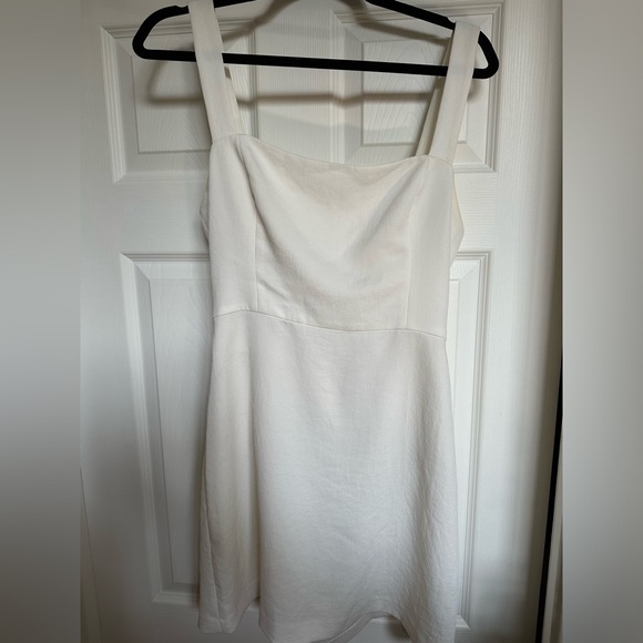 Aritzia Aperture Tie Back Dress / Bridal Shower Dress / Bachelorette Dress - Picture 3 of 4